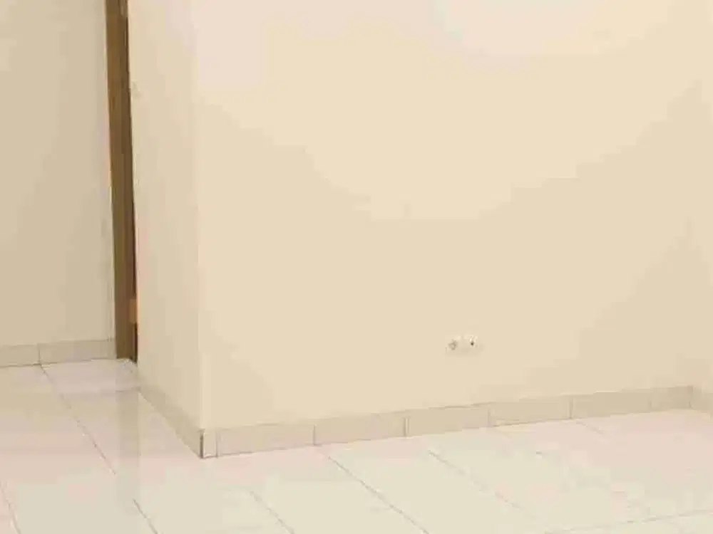 Disewakan Rumah Cocok Untuk Kantor atau Rumah Tinggal Di Kompleks Batununggal