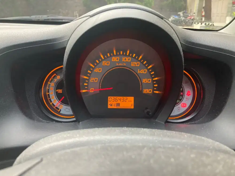 Brio Hitam S / AT 2015 Istimewa