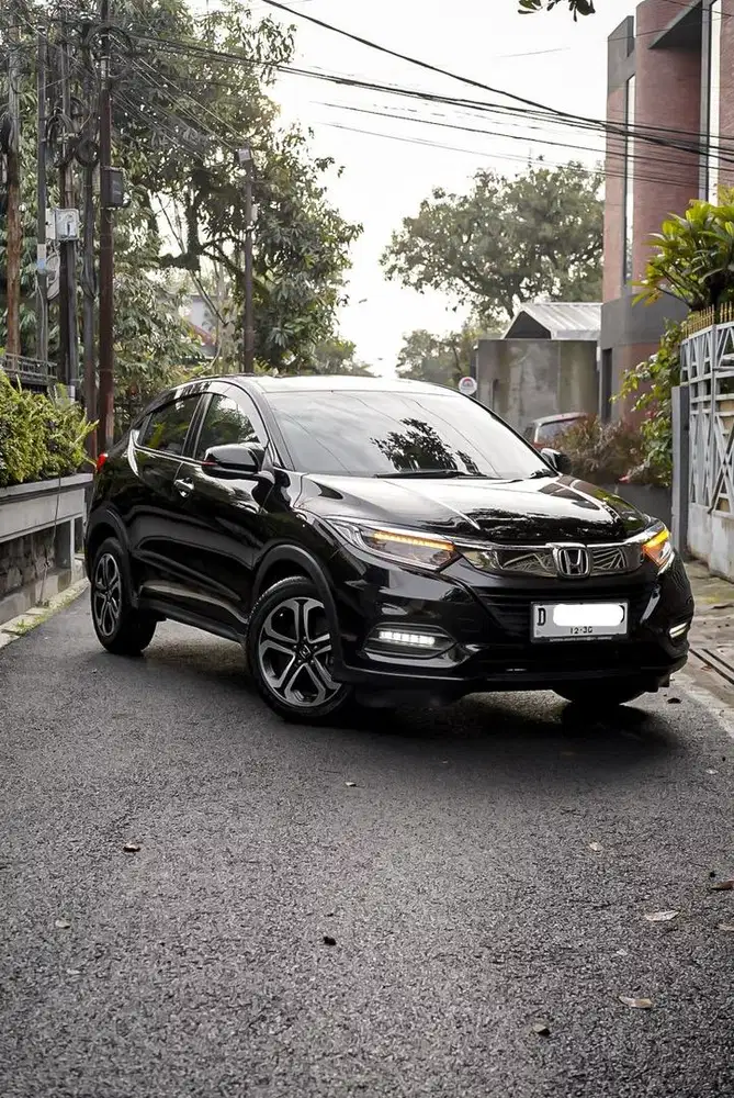 HONDA HRV SE 2020 SPECIAL EDITION MATIC AT PLAT D ISTIMEWA
