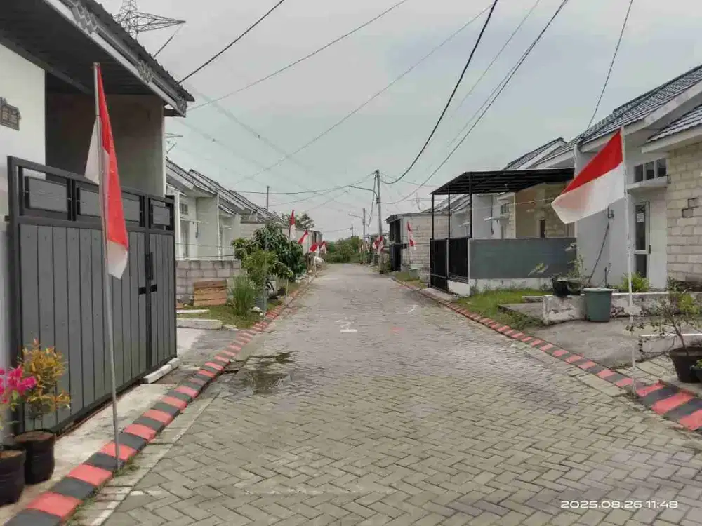 di jual rumah lelang di perum puri safira Gresik
