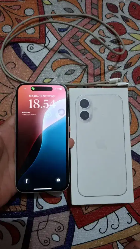 iPhone 16 128 ibox