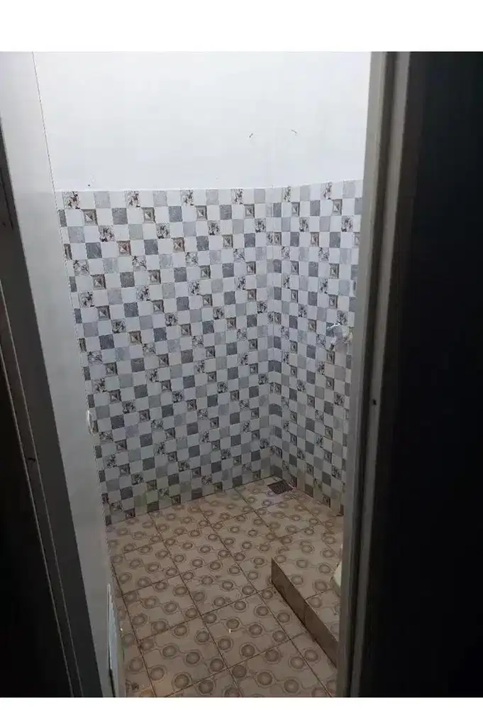 Dikontrakan rumah diciledug dekat japos