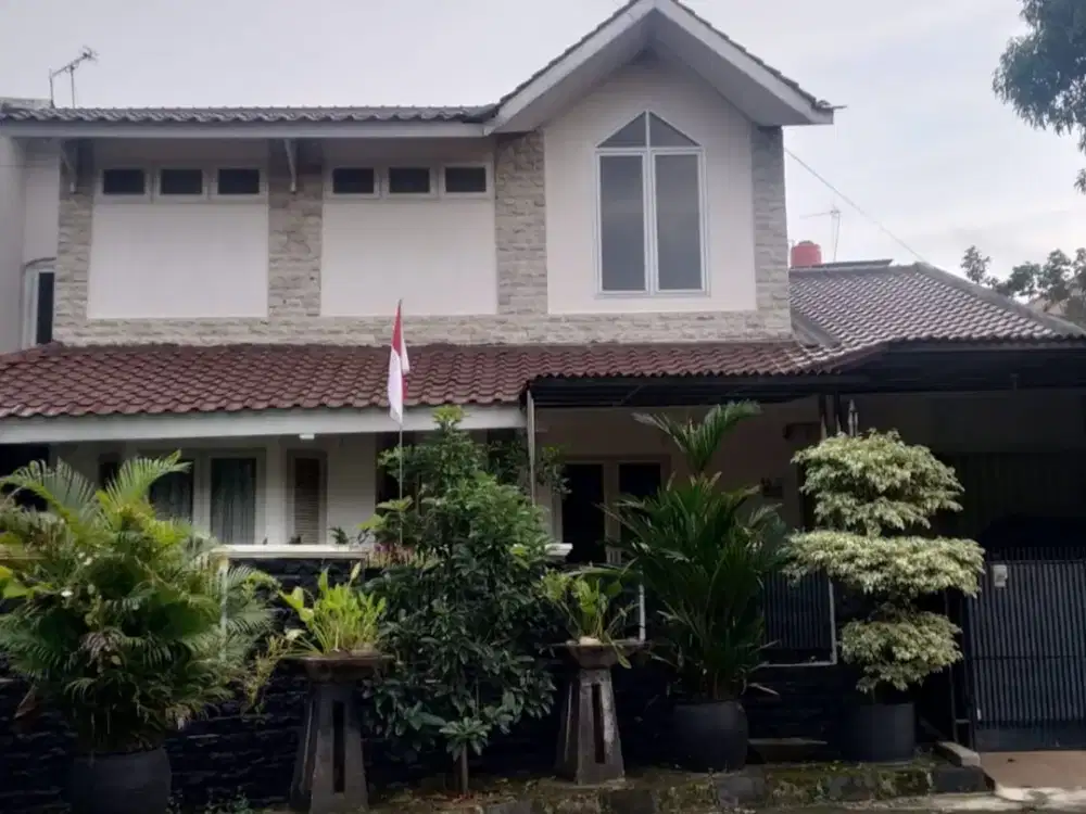 Rumah 2 Lt SHM Hadap Selatan 15 Menit ke Mall pesona Square J-35459