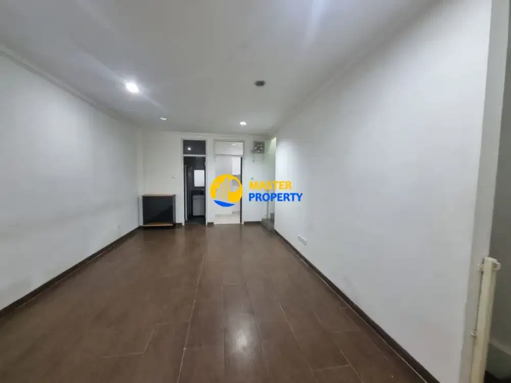 Dijual Ruko Cordoba PIK 5x12,5, 3,5 Lantai, Sudah Renov, HGB