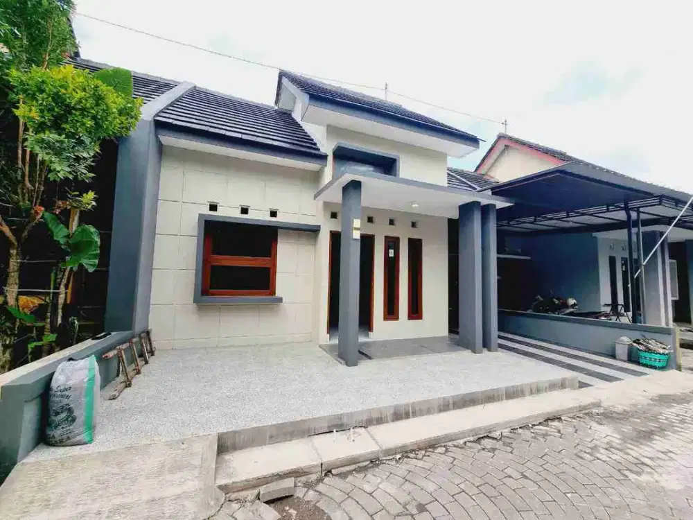 Rumah Cantik Nyaman Full Renov di Gentan