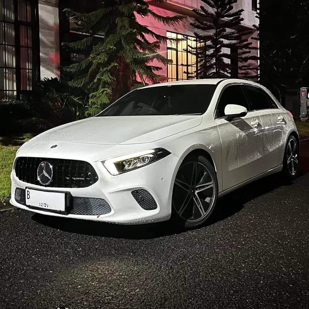 (CASH) Mercedes Benz A200 Hatchback MBUX 2019