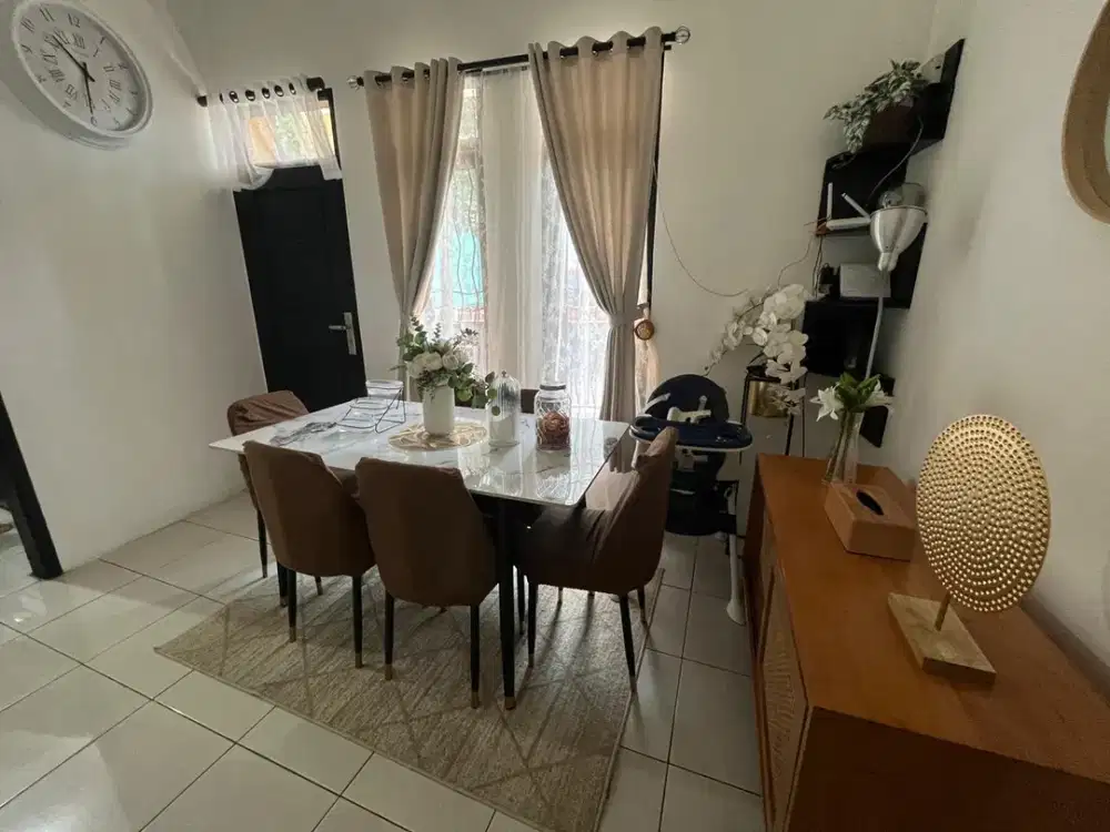 Rumah Full Furnished area Sadang Serang