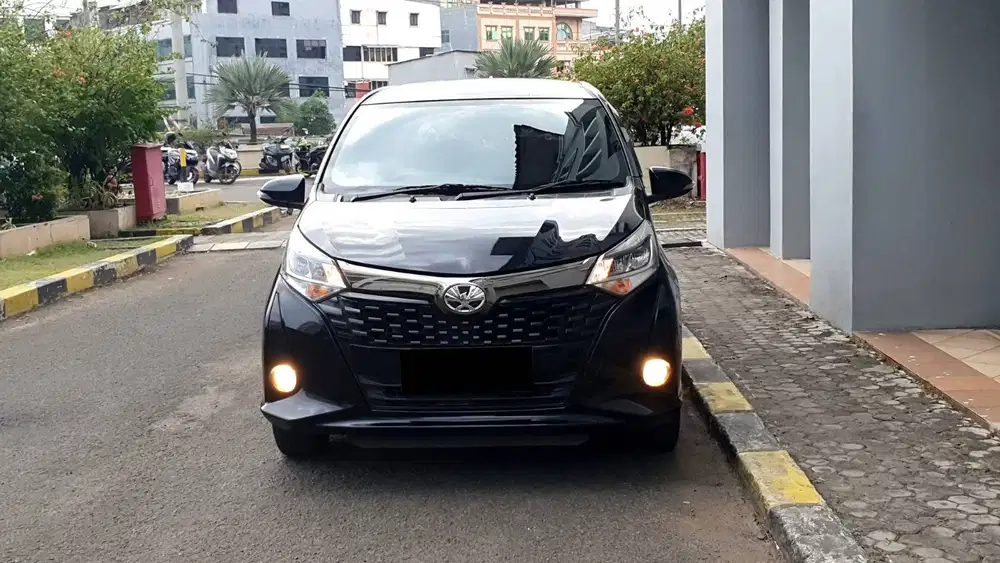 Toyota Calya 1.2G Facelift MT Manual Hitam 2023 Like New Low Km Record
