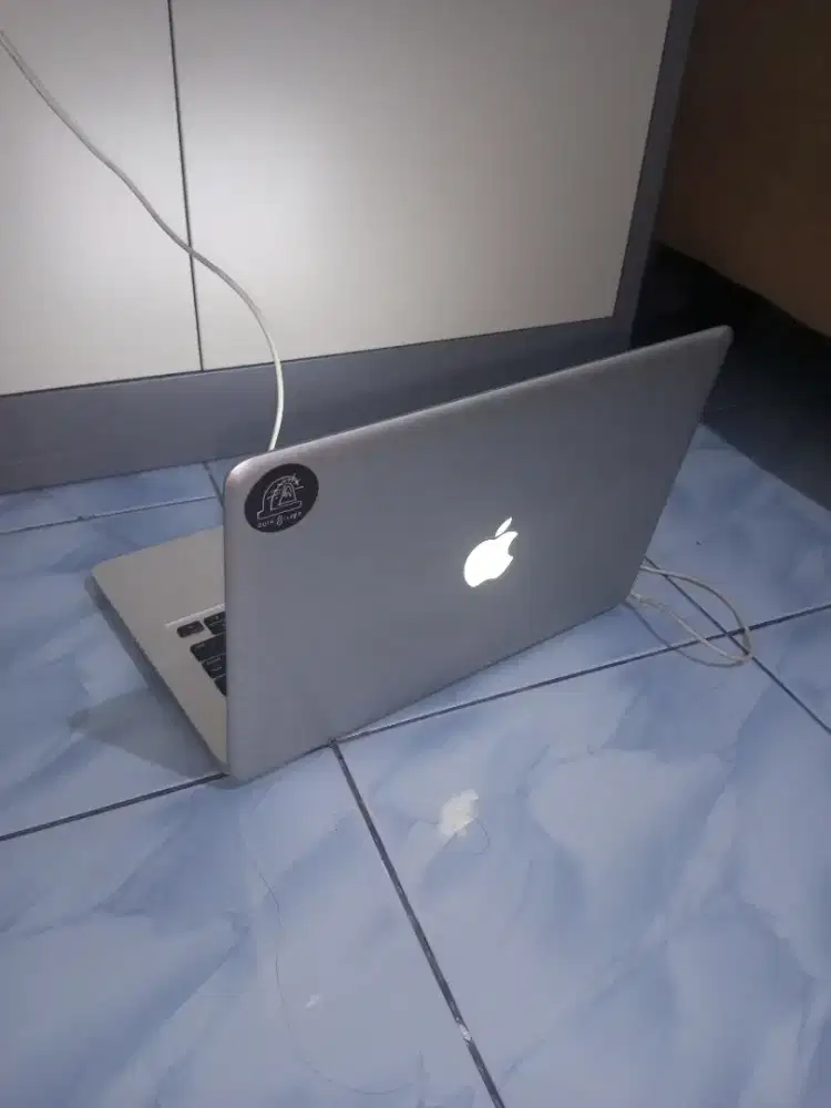 Jual Macbook Pro apa ada nya