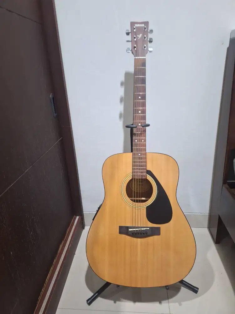 Yamaha  Gitar Akustik Fx-310