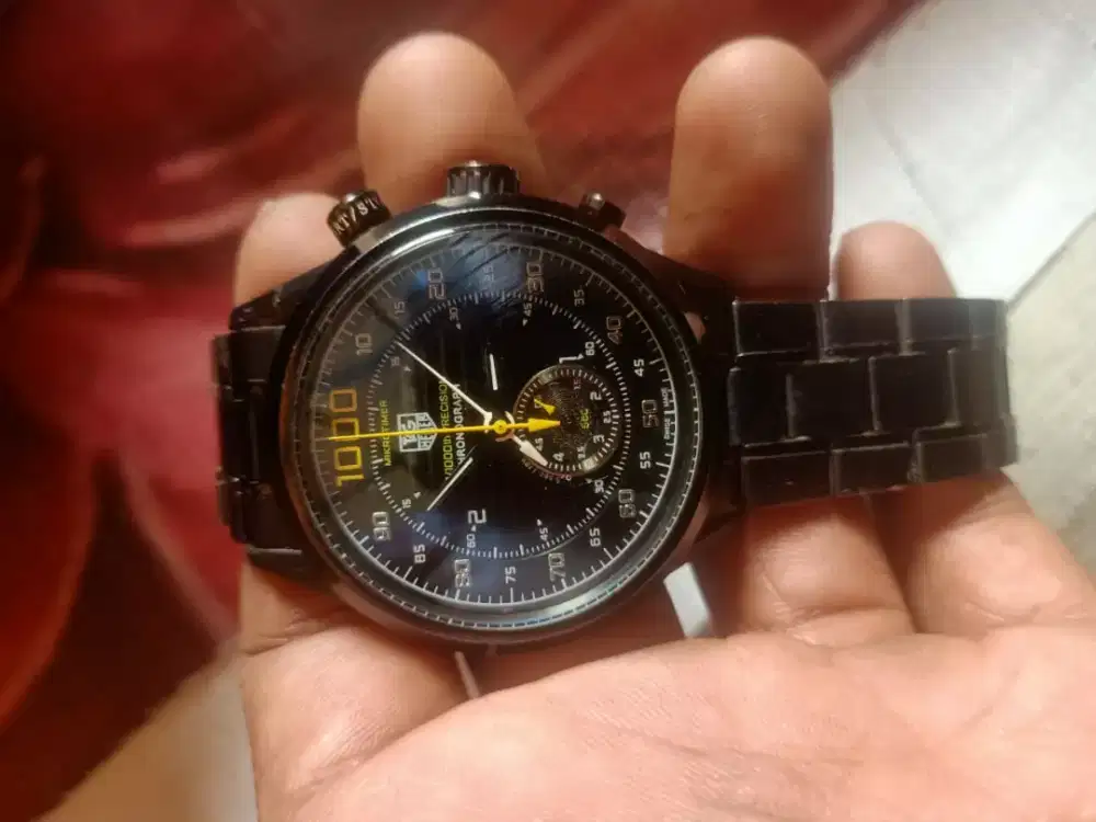 Jam tangan Tag heuer careara 1000