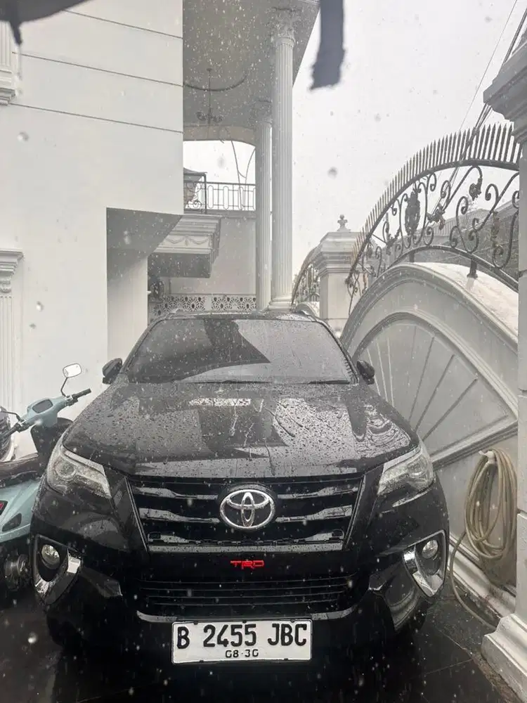 Fortuner VRZ 2017 Istimewa Pajak panjang Full orsinil jual cepat bu