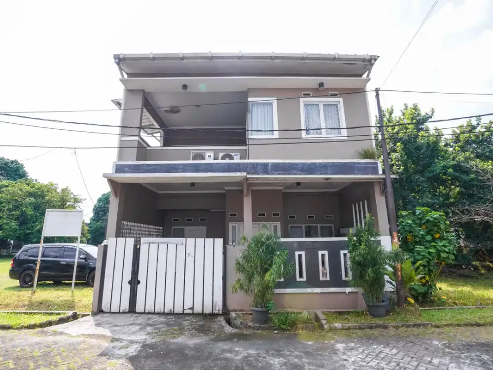 Rumah Strategis 10 Menit ke Gerbang Tol Jelupang 4 KT Siap KPR J-34708