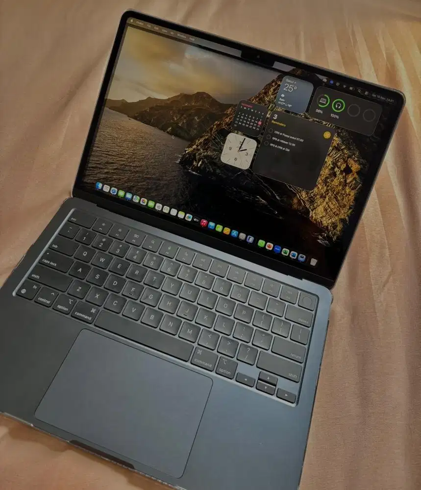 MacBook Air M2 ibox 16GB/256GB 13 inch