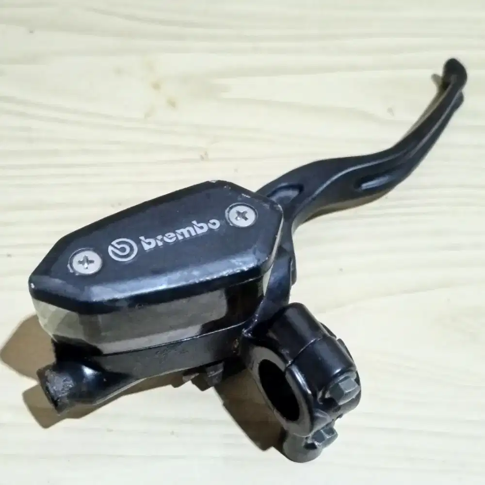 Master Rem Brembo Kanan Tabung Oval Universal