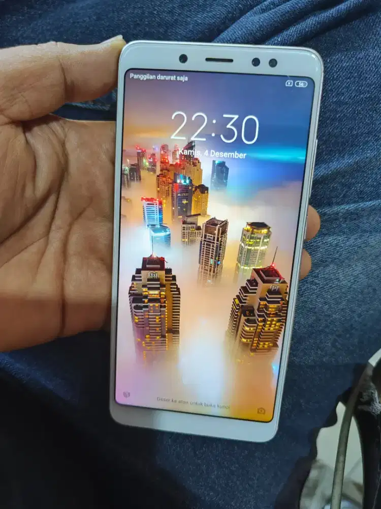 Redmi note 5 ram 4/64