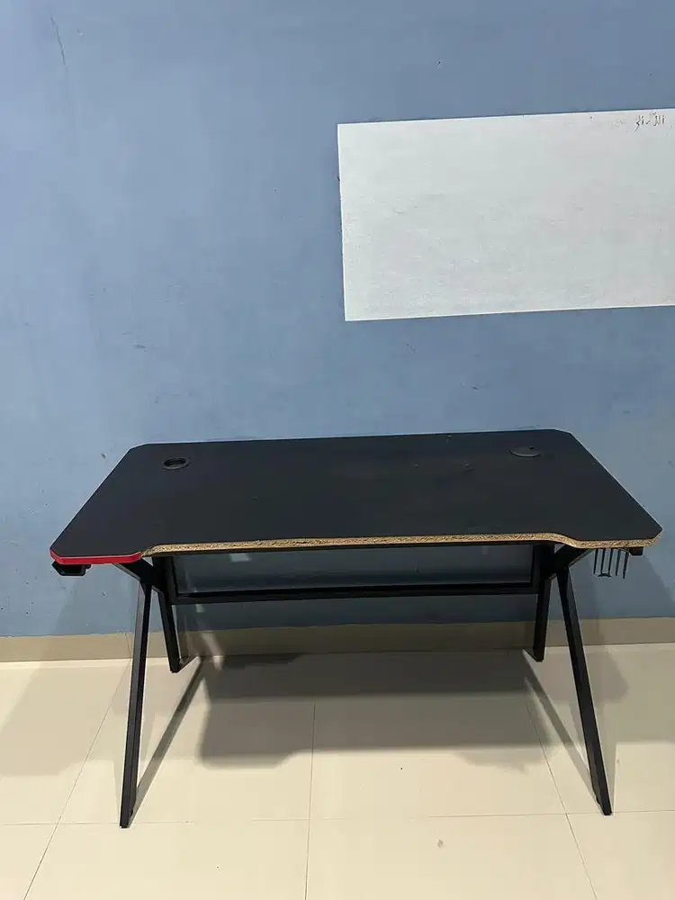 MEJA KOMPUTER / MEJA KANTOR / MEJA GAMING