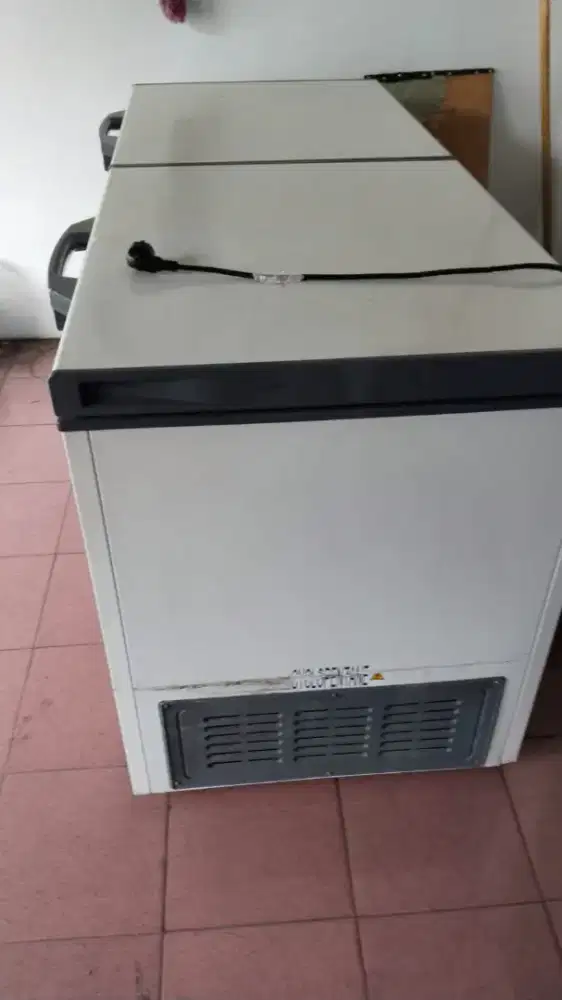 Freezer box GEA 600L
