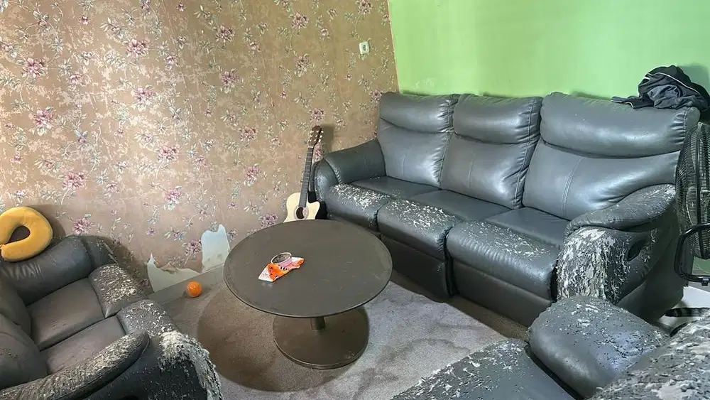 Sofa ruang tamu + meja batu