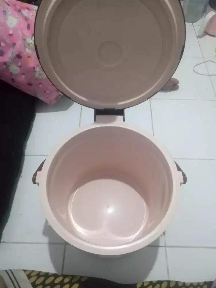 Jual aja ni termos nasi/Esbatu ukuran 12,5 nominus, lecet pemakaian aj