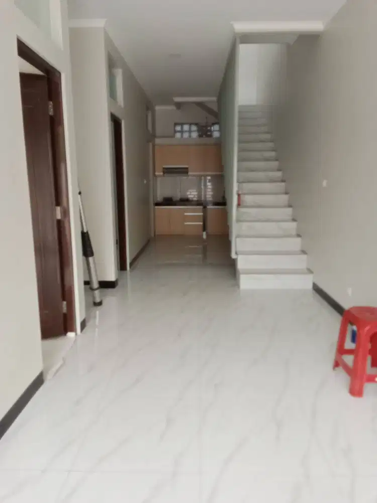 Rumah Baru Minimalis 2 Lt Siap Huni di Taman Kopo Indah TKI 1