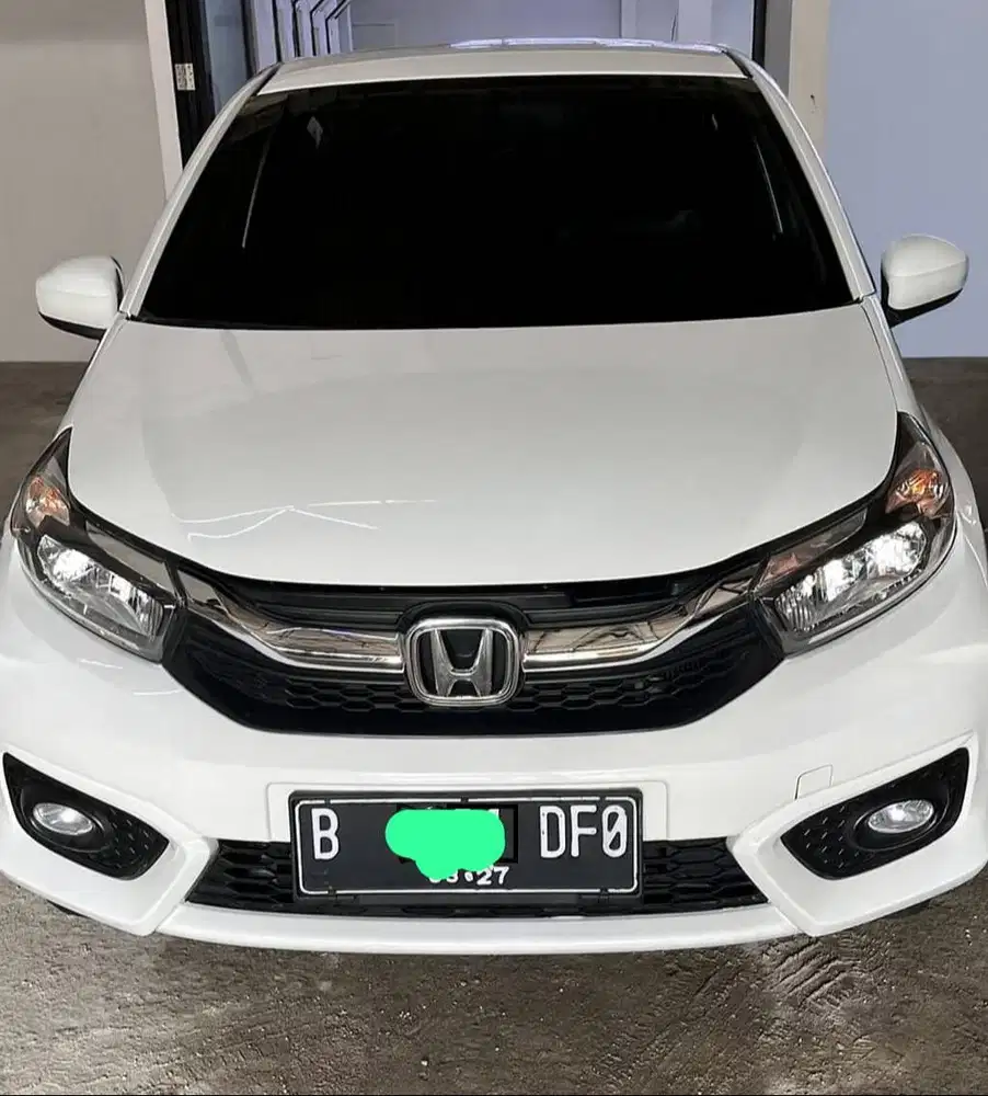Mobil Honda Brio Satya E CVT AT 2022 Putih Istimewa Low Kilometer