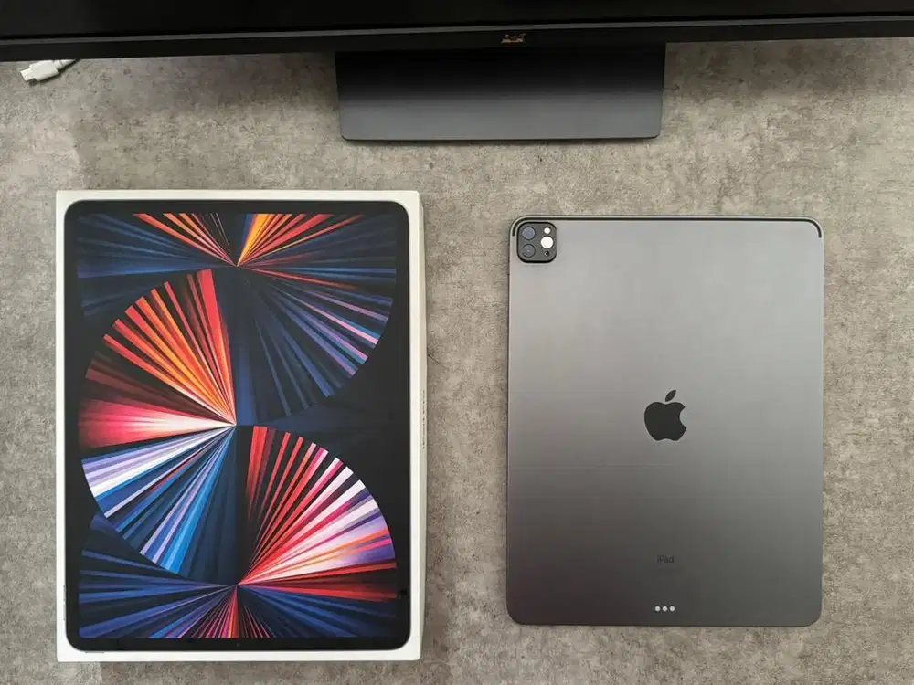 IPAD PRO M1 12.9 Inch 128gb IBOX FULLSET MULUS LIKE NEW (NEGO)