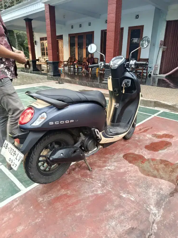 scoopy kilometer 15rb