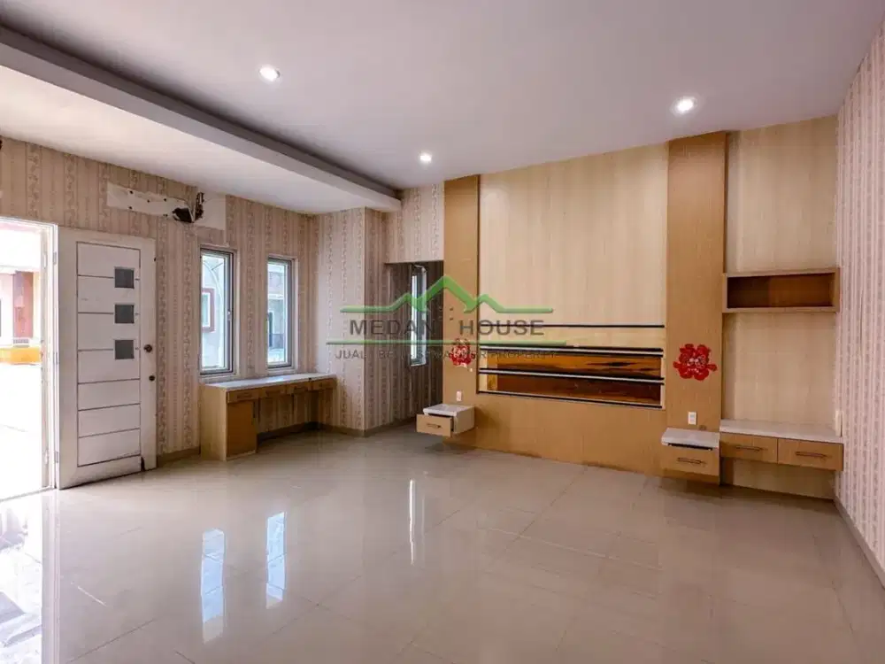 VILLA LUX MUTIARA RESIDENCE