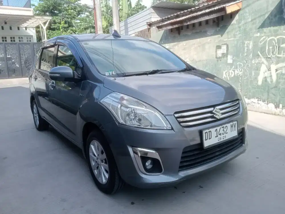 Suzuki Ertiga GX 2014 Pemakaian Pribadi mulus terawat mesin halus.