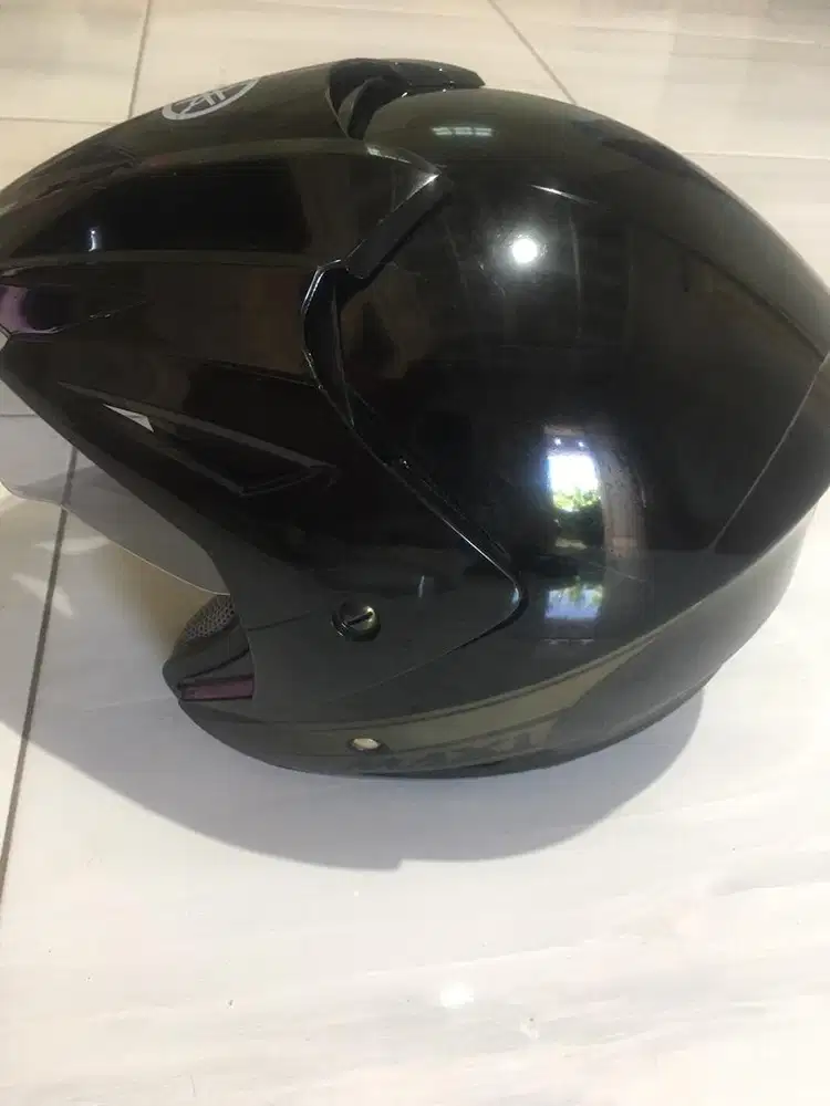 Helm Yamaha Maxi