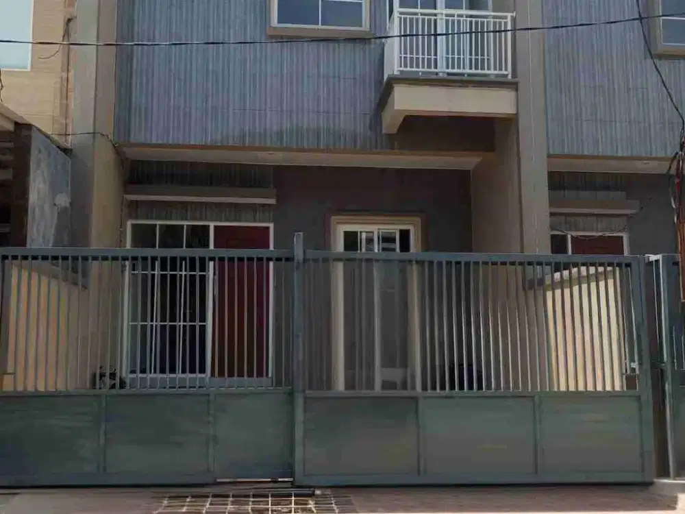 Jual Cepat Rumah Baru 2 Lt Mulyosari SEMI FURNISH