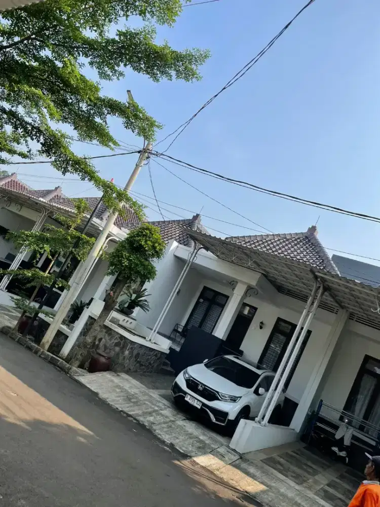 Jual rumah di Grand Cimandala Residence