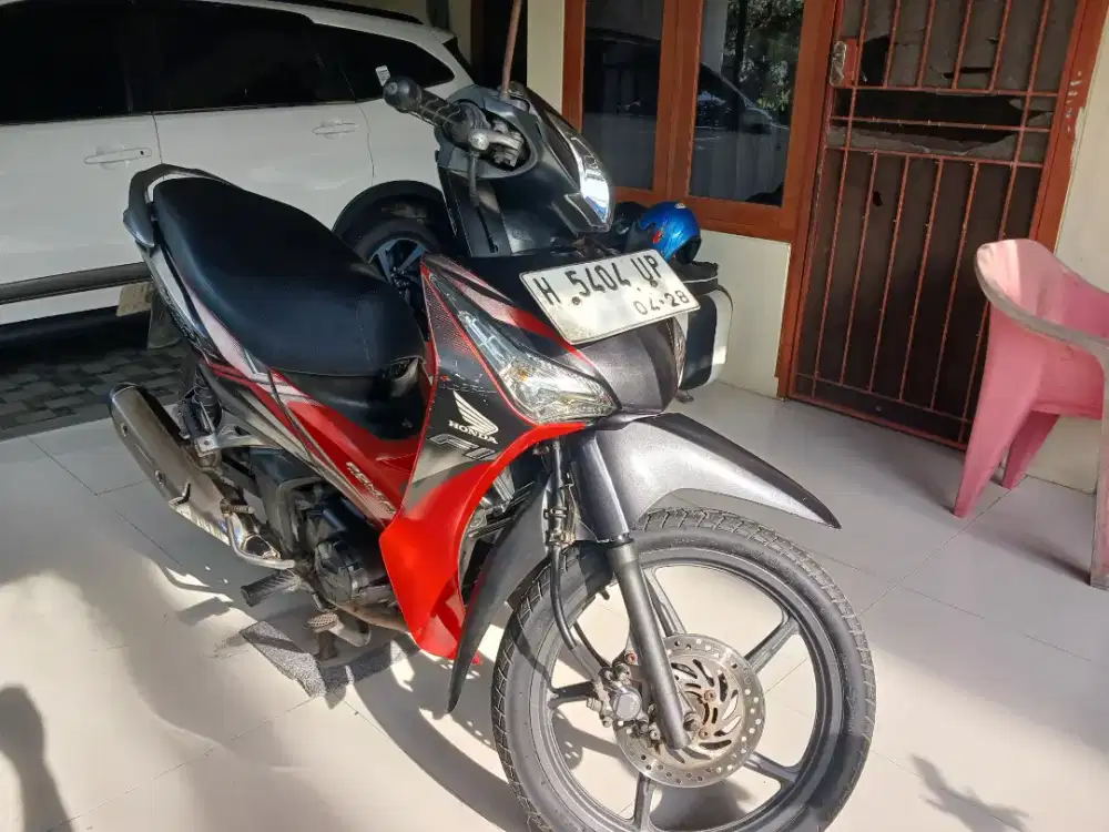 Dijual Supra X helm in