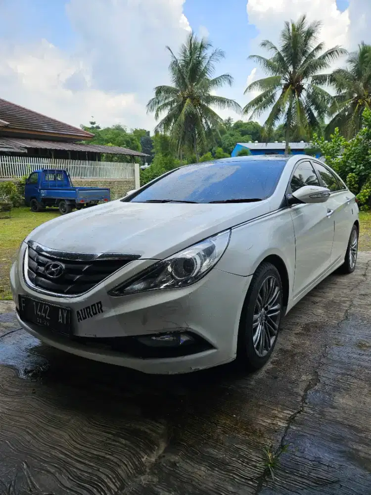 Hyundai sonata 2012