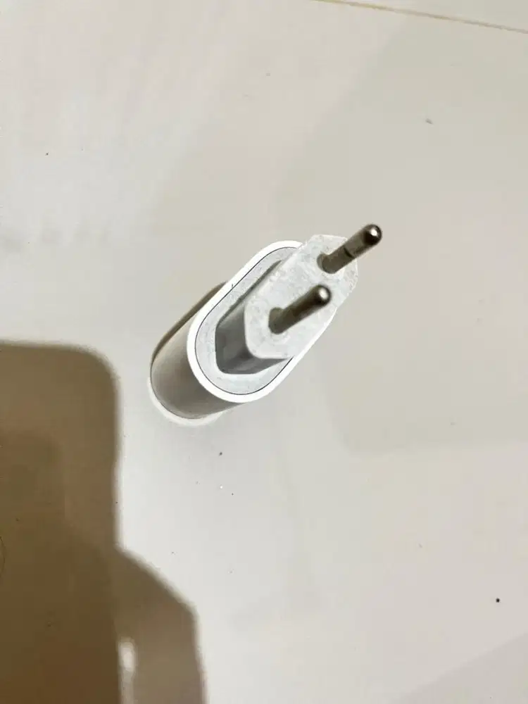 Apple 20W USB-C Power Adapter