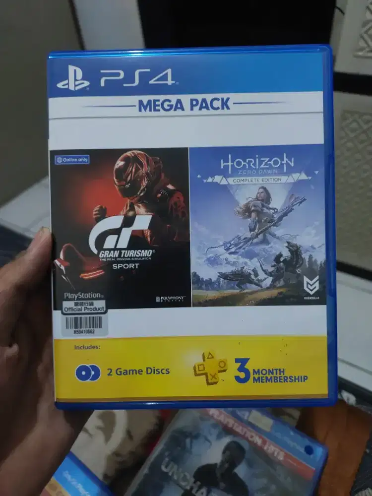 BD blueray disc ps4 bundle Gran Turismo & Horizon Zero Dawn