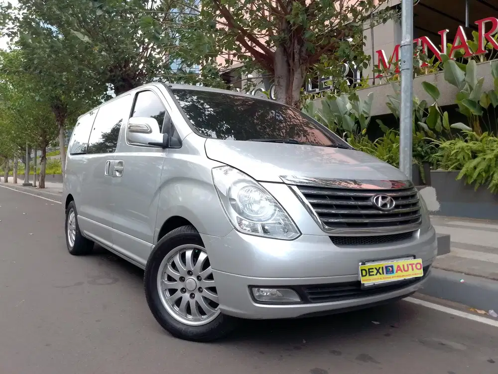 (KM60000)HYUNDAI H-1 DIESEL NIK 2012  ISTIMEWA
