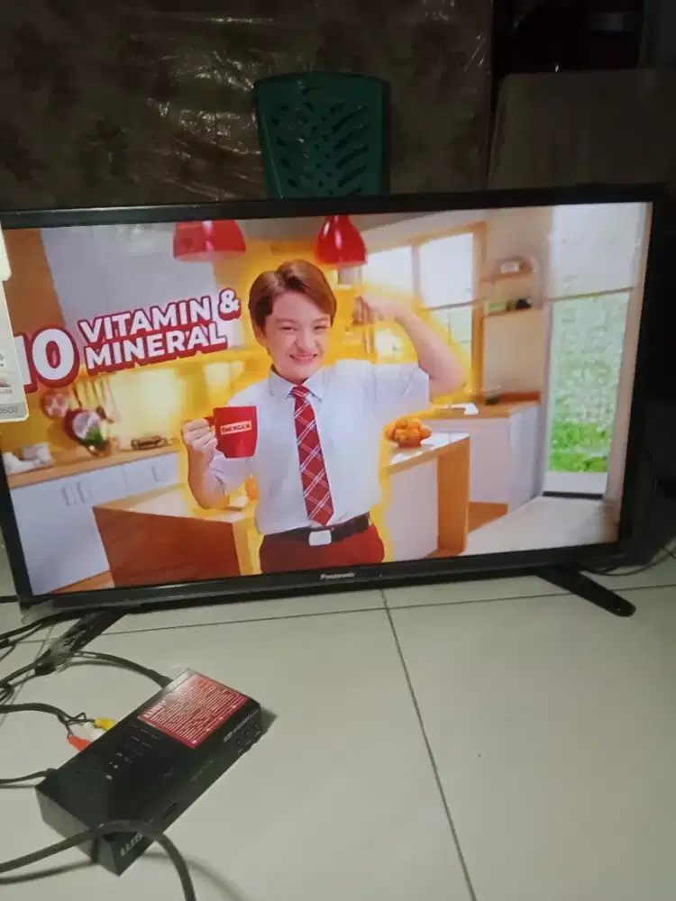 TV LED panasonic analog 32 inch murah bisa barter hp bekas