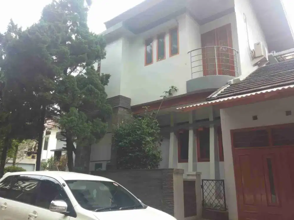 JUAL PALING MURAH RUMAH SETRA DUTA BANDUNG UTARA