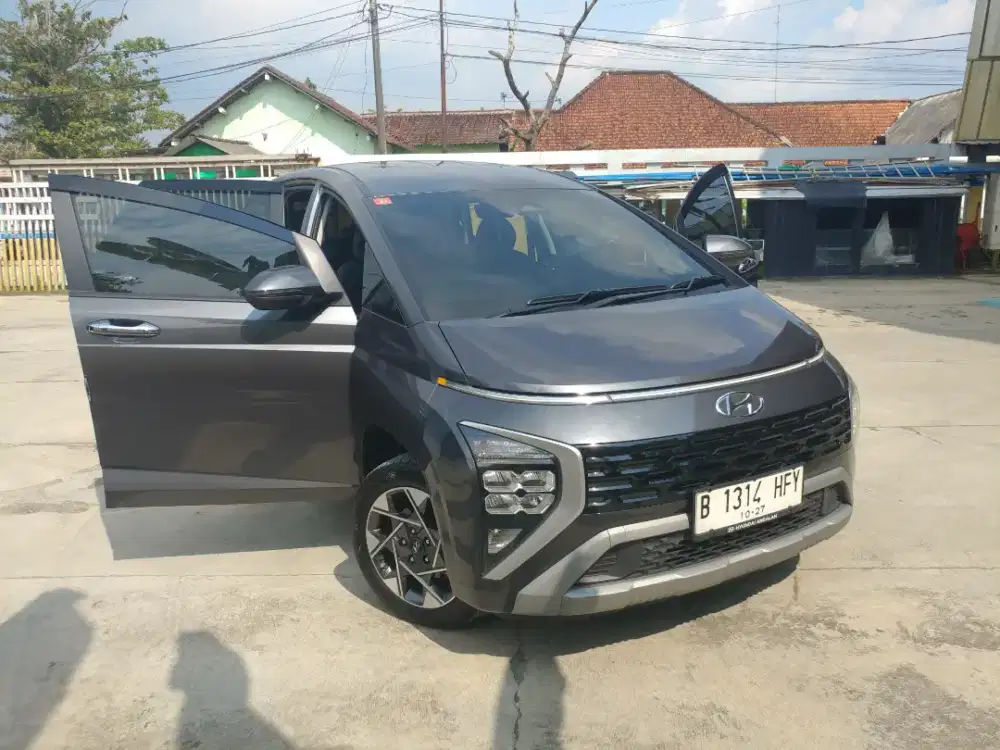 Dijual Hyundai Stargezer AT 2023