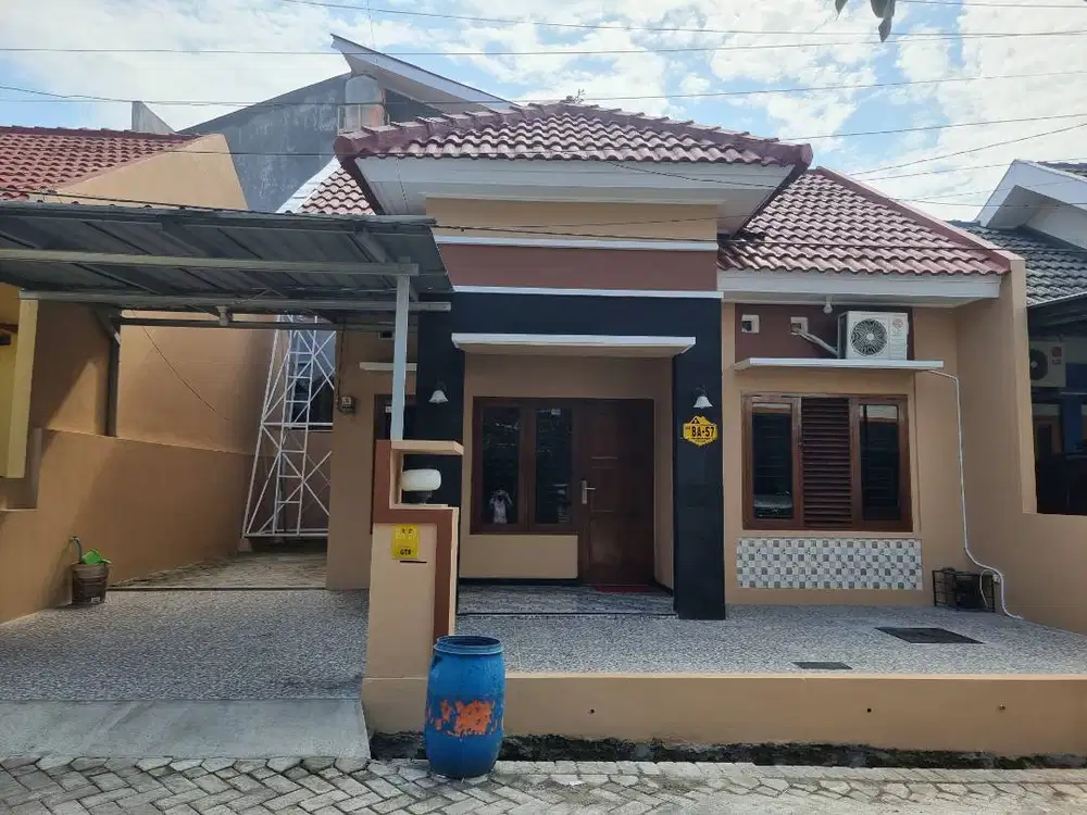 DI JUAL RUMAH DEKAT KAMPUS UNDIP TEMBALANG