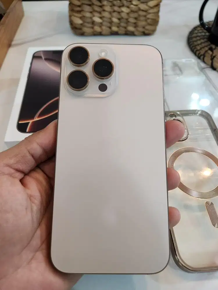 Iphone 16 Promax 512 Desert Titanium bukan galaxy oppo vivo xiaomi
