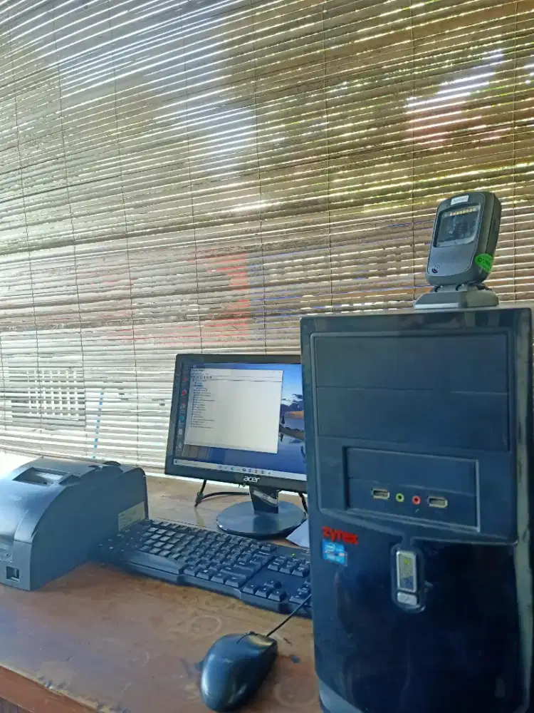 Komputer 1unit ex Kasir