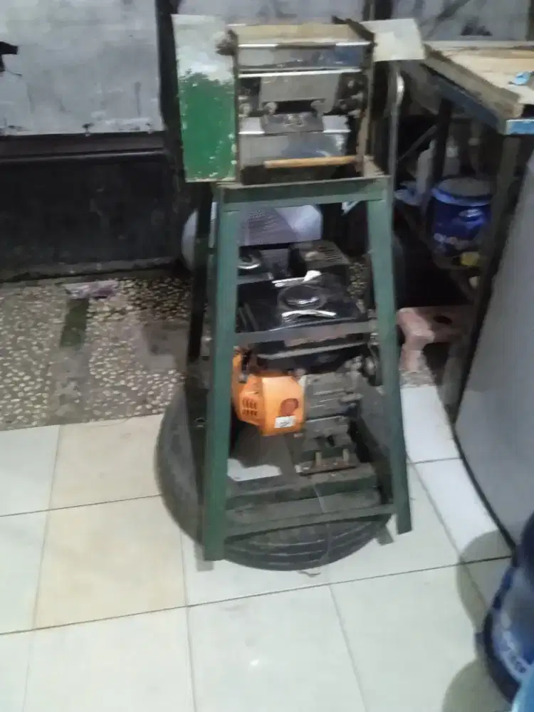 mesin parut kelapa bekas sangat baik