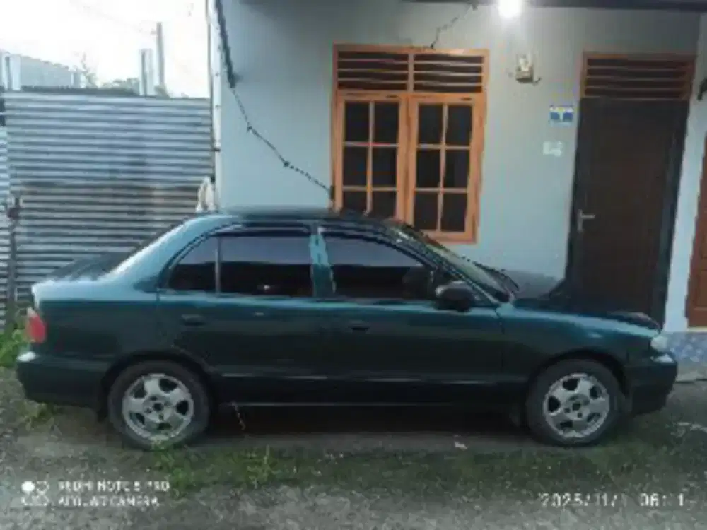 DI JUAL CEPAT mobil Hyundai accent thn 2000
