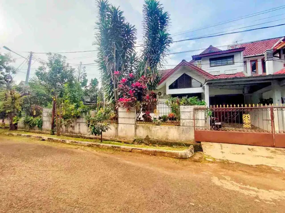 Rumah Hook 2 Lantai di Bumi Menteng Asri Bogor