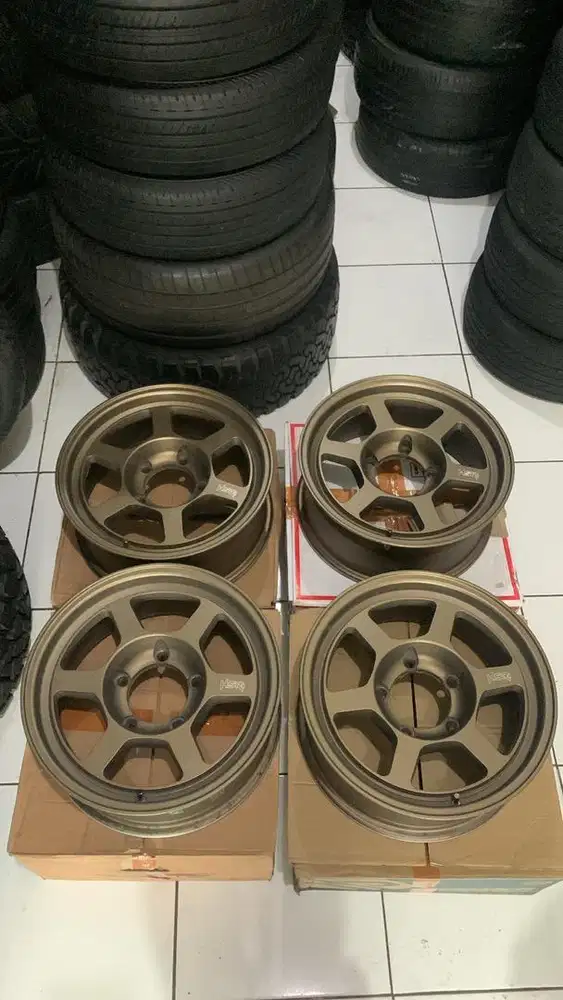 HSR Tokyo R16 pcd 6x139.7