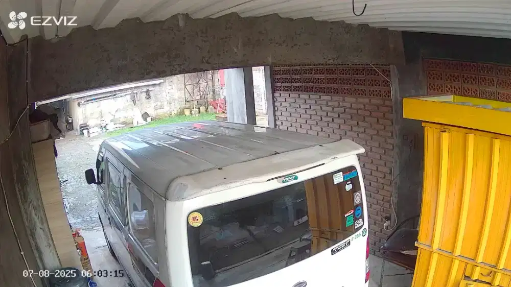 Driver Pengiriman Minuman Teh Tarik