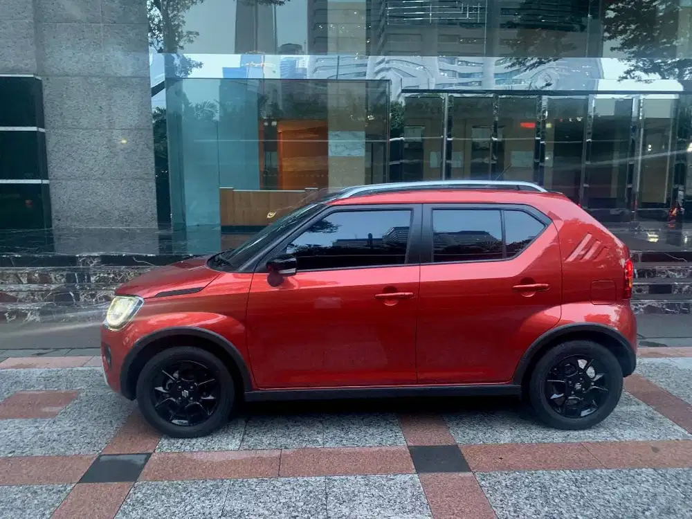 Suzuki Ignis 1.2 GX Manual (2-tone orange-black) 2023